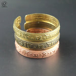 Load image into Gallery viewer, Nepal Handmade Vintage Brass Bracelet Six-word Mantra Men and Women Tibetan Buddhist Sutra Engraved Lucky Open Bangles Jewelry