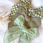 Load image into Gallery viewer, Velvet Fable Bow Hair Clips Baby Girls Women Large Sailor Bow Hair Accessories for Kids Christmas Hair Bow Barrettes