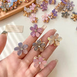 Load image into Gallery viewer, 1/10pcs Baby Girls Crystal Flower Hair Clips Fashion Metal Mini Hair Claw for Women Crab Hairpins Headwear Kids Hair Accessories