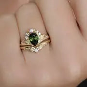 Elegant Vintage-Inspired Gold-Plated Ring with Olive Green Cubic Zirconia - Fashionable Alloy Jewelry for Women