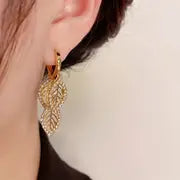 Stunning Leaf-Shaped Tassel Drop Earrings - Vintage-Inspired, Rhinestone-Encrusted, Fashionable, Versatile, and Lightweight Luxury Jewelry for Women, Perfect for Daily Wear, Parties, and Special Occasions