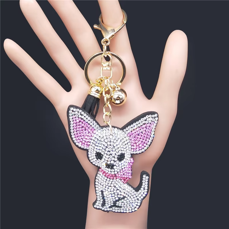 Fashion Chihuahua Dog Crystal Keychain Bag Accessories for Women Gold Color Keyring Jewelry llaveros para mujer K2502S01