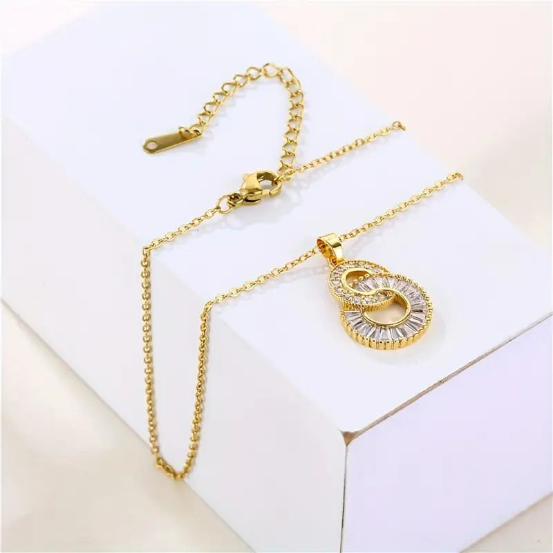 Stainless Steel Crossover Circles Pendant Necklace For Women Girl New Luxury Choker Charm Chain Jewelry Gift Party