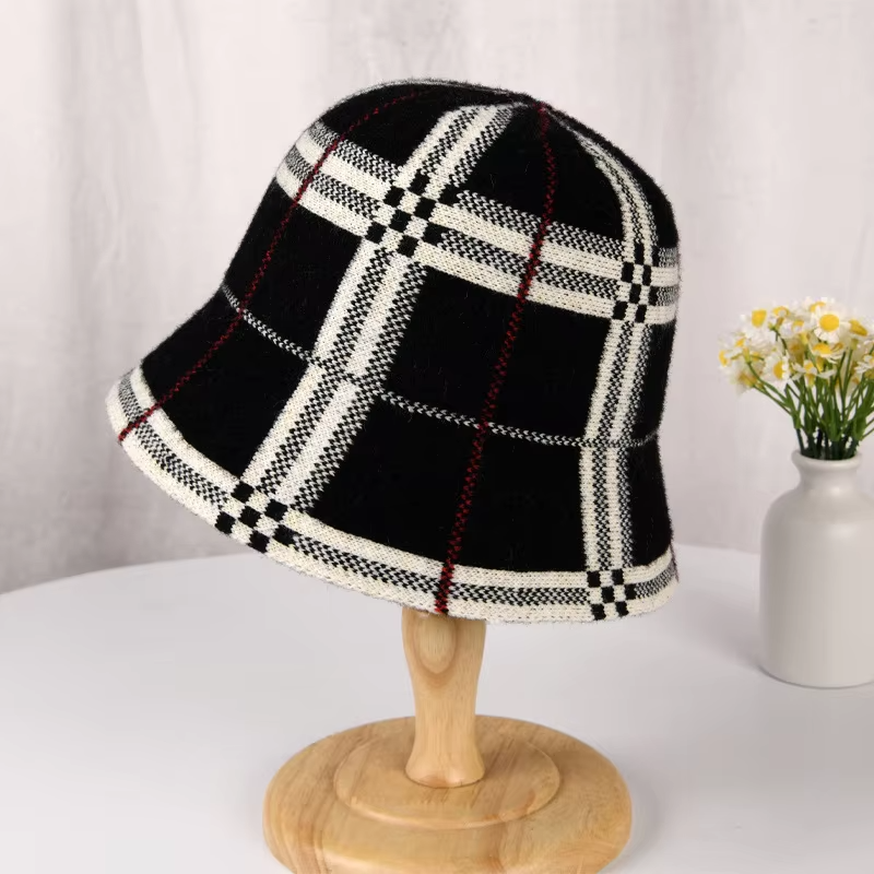 Winter New Luxury Brand Bucket Hat For Women Outdoor Warm Velvet Plaid Cashmere Wool Basin Fisherman Hat Panama Caps Wholesale