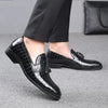 Japanese Style Vintage Casual Men Shoes Leather High Quality Formal Dress Shoes Loafers Business Wedding Tassel Brogue Shoes