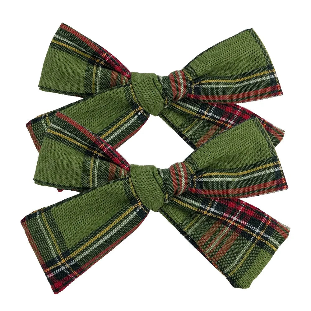 2 PCS 4 inches Plaid Festive Accessories Tartan Bow Hair Clips Scottish Bow Barrettes for Kids Baby Girls