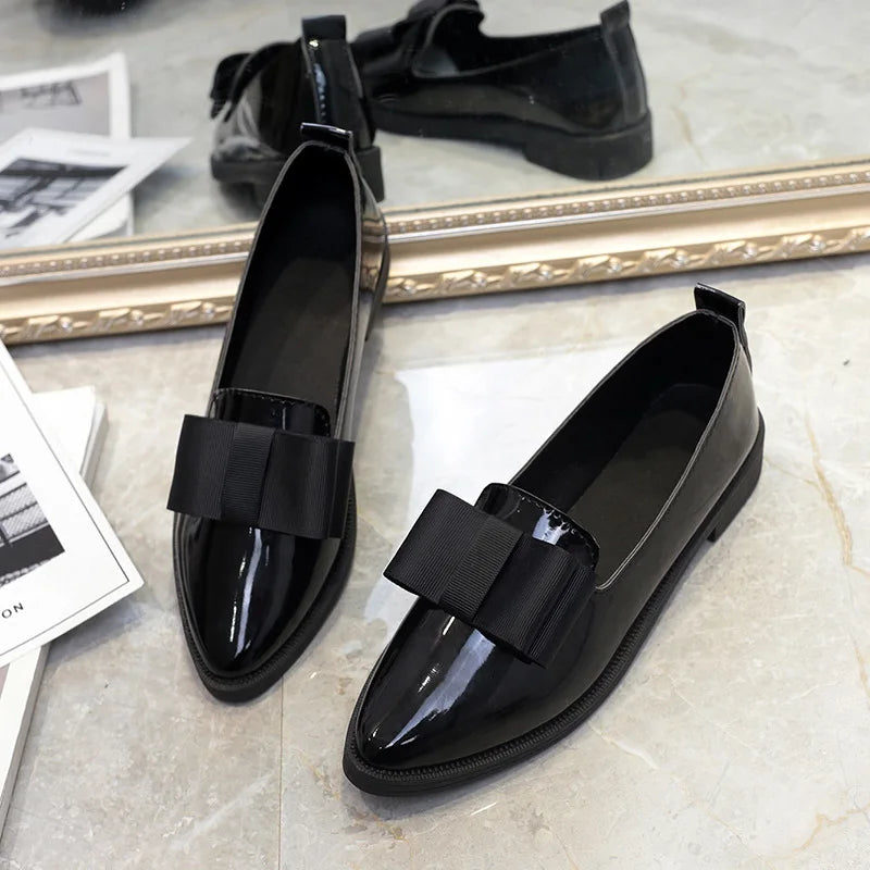 2021 New Spring Flats Women Shoes Bowtie Loafers Patent Leather Elegant Low Heels Slip on Footwear Female Pointed Toe Thick Heel