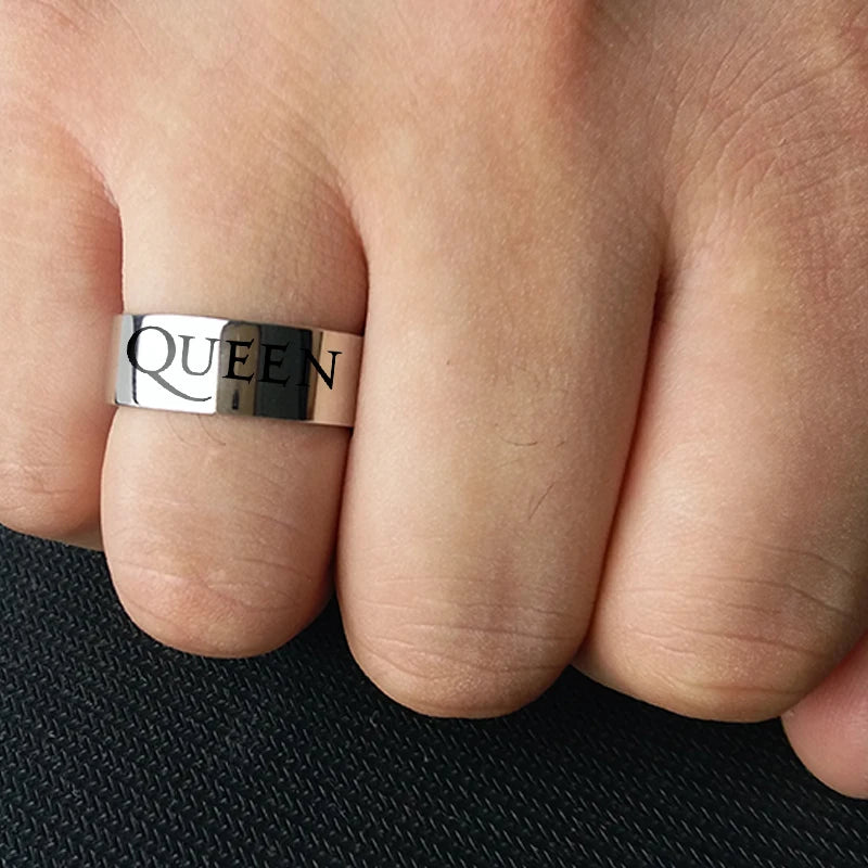 Fashion new stainless steel queen ring, punk jewelry, rock jewelry for men and women, fan gifts