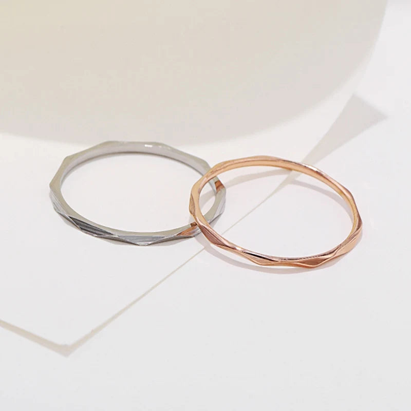 1.3mm Gold Silver Color Women's Retro Rings Stainless Steel Faceted Ring for Women Korean Cute Jewelry for Gift Party WC028