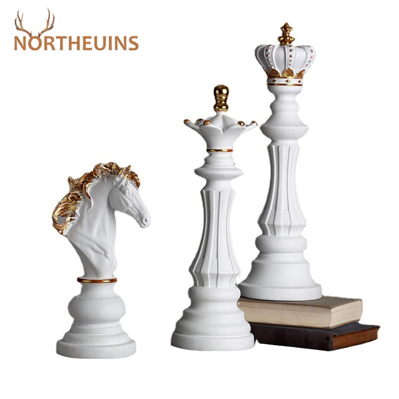 NORTHEUINS Resin Chess Pieces Board Games Accessories Retro Aesthetic Room Decor for Interior Home Decoration Chessmen Sculpture