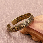 Load image into Gallery viewer, Nepal Handmade Vintage Brass Bracelet Six-word Mantra Men and Women Tibetan Buddhist Sutra Engraved Lucky Open Bangles Jewelry
