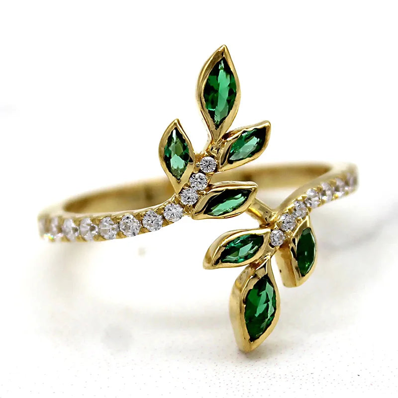 Huitan Fashion Leaf Design Finger Ring Lady Daily Wearable Jewelry with Dazzling Zirconia Stylish Women Engagement Ceremony Gift
