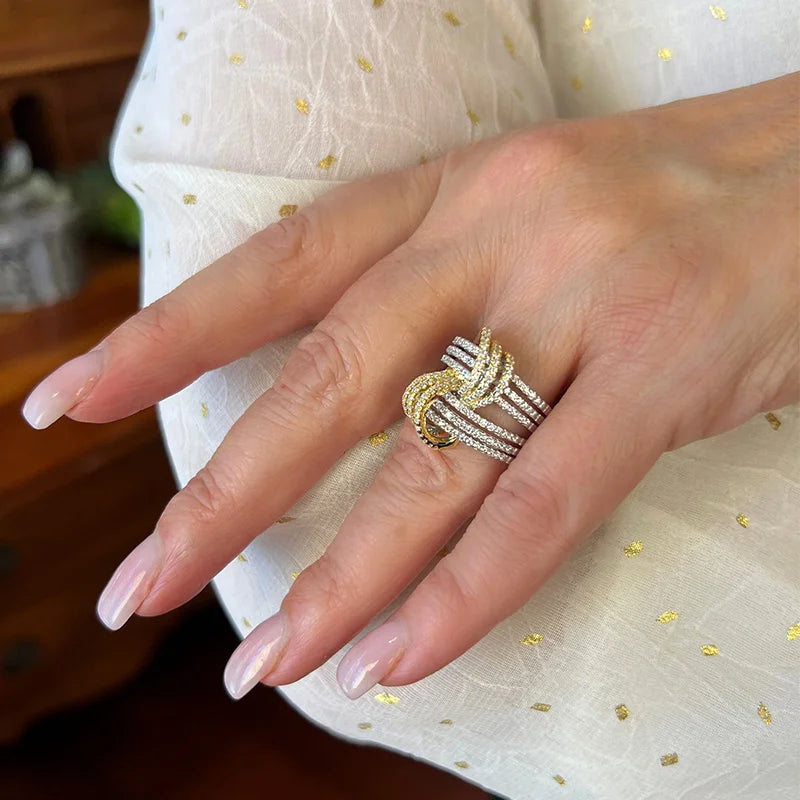 Huitan Stylish Women Engagement Ceremony Rings with Brilliant Zirconia Gorgeous Fashion Design Two-tone Style Finger Jewelry