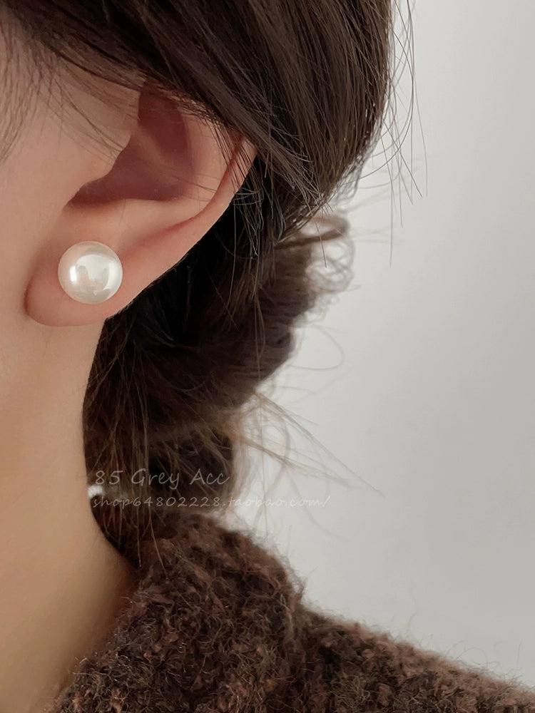 Accessible Luxury Steamed Bread Female 925 Silver Needle Niche Style Pearl Stud Earrings