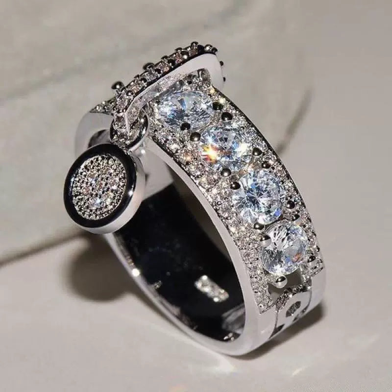 Fashion Zircon Ring Female Disc Electroplating Shixiong Ornament
