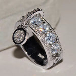 Load image into Gallery viewer, Fashion Zircon Ring Female Disc Electroplating Shixiong Ornament
