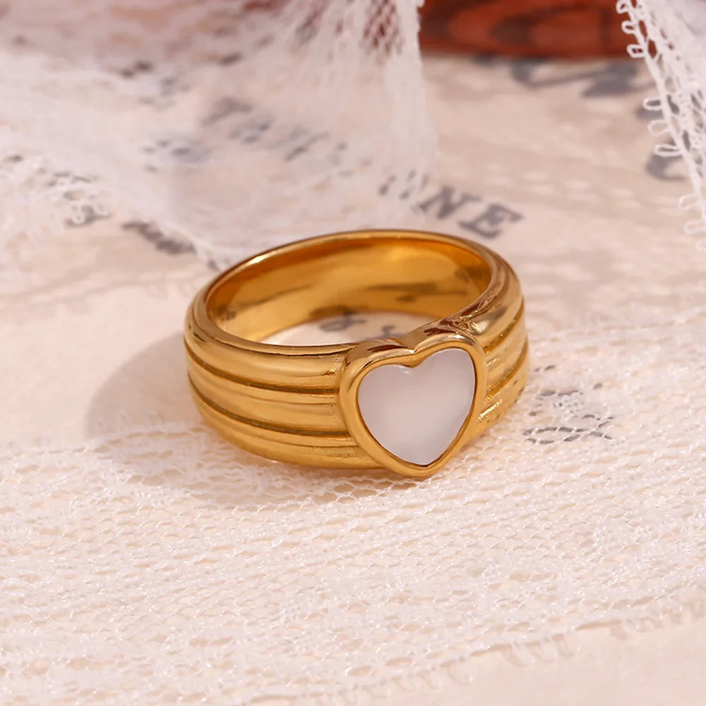 Golden Striped Shell Heart Stainless Steel Ring Waterproof Fashion Texture Unusual Stain Less Textured Jewelry