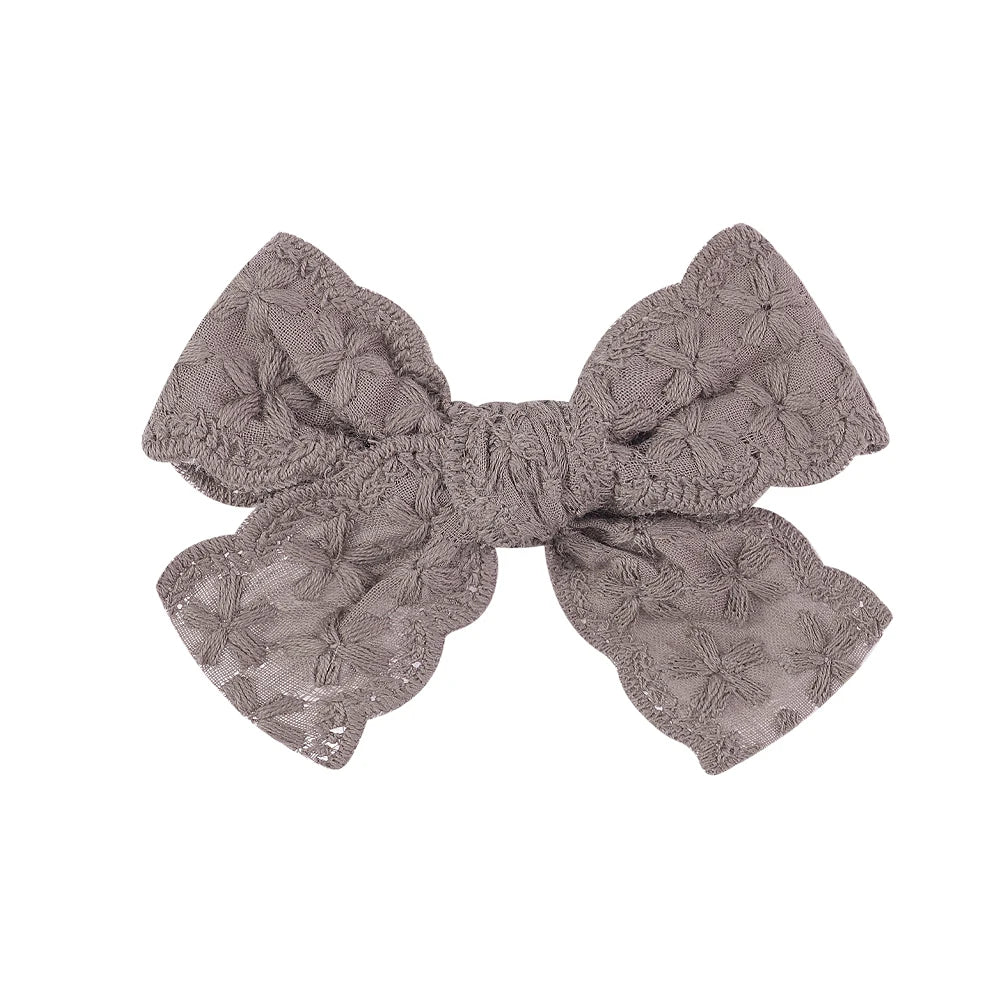 1pcs Embroidery Bowknot Safe Hair Clips for Girls Boutique Bows Hairpins Cute Barrettes Headwear Kids Baby Hair Accessories