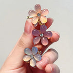 Load image into Gallery viewer, 1/10pcs Baby Girls Crystal Flower Hair Clips Fashion Metal Mini Hair Claw for Women Crab Hairpins Headwear Kids Hair Accessories
