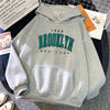 In 1898, Brooklyn, New York printed men's loose and comfortable street hoodies were created with creative hoodie nails