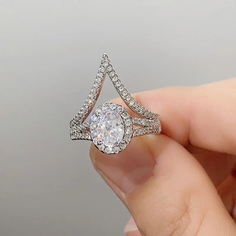 Trendy Luxury Creative V Shape Design New Women Rings Dazzling Silver Color Zircon Female Accessories Engagement Party Jewelry