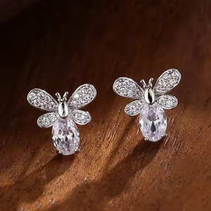 Huitan Lovely Bee Design Stud Earrings Gold Color/Silver Color Gorgeous Piercing Accessories for Women Versatile Party Jewelry