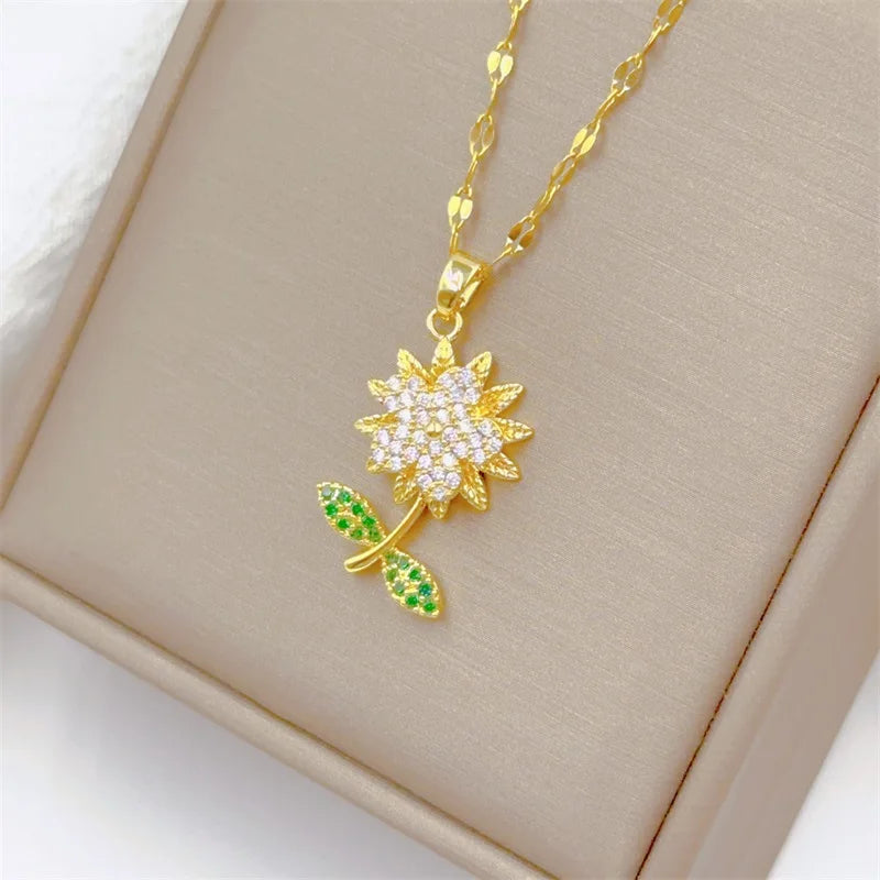 Fashionable and versatile micro set rotatable sunflower stainless steel necklace creative niche design pendant