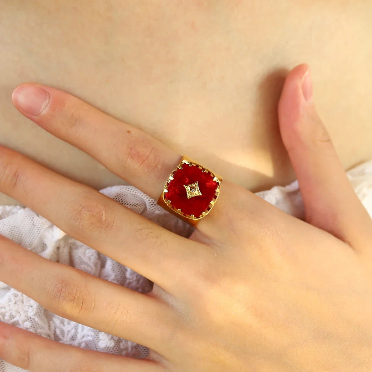 Yachan stainless steel gold color massive rings for women vintage red acrylic geometric aesthetic jewelry