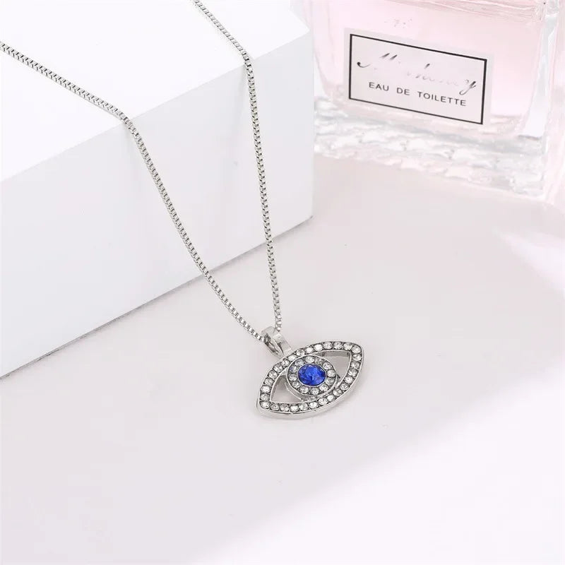 Creative Turkey Blue Evil Eye Crystal Pendant Womens Necklace Fashion Charm Silver Color Zircon Choker Chains Punk Jewlery Gift