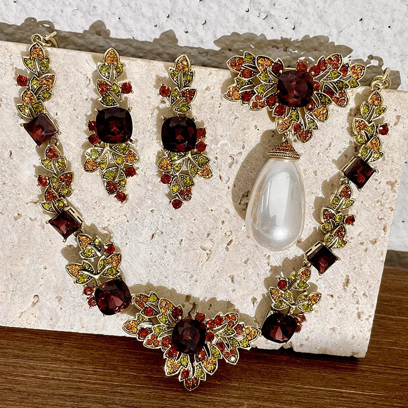 French Colored Crystal Pearl Necklace Set Retro Luxury Temperament Vintage Flower Collar Chain for Women