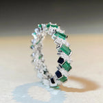 Load image into Gallery viewer, Huitan Luxury Trendy Lady Sparkling Finger Ring Shiny Green/White CZ Jewelry for Engagement Fashion Luxury Daily Accessories
