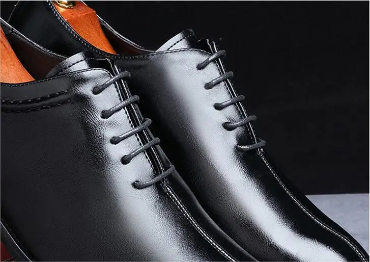 Men's Classic Retro Oxfords Shoe Mens Lace-up Business Dress Office Leather Shoes Men Fashion Wedding Party Flats