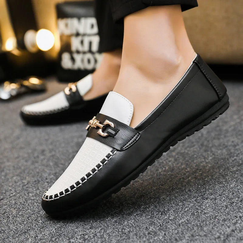 Men's Loafers Comfortable Flat Casual Shoes Breathable Slip-On Soft Cow Leather Driving Shoes Moccasins Hombre Men Shoes White