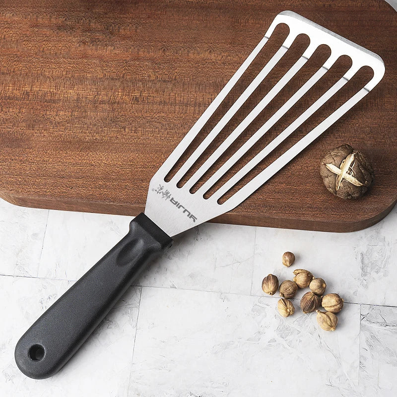 Kitchen Frying Spatula Non-slip Stainless Steel Slotted Turner & Fish Spatula Leaky Shovel Fish Slice Kitchen accessories