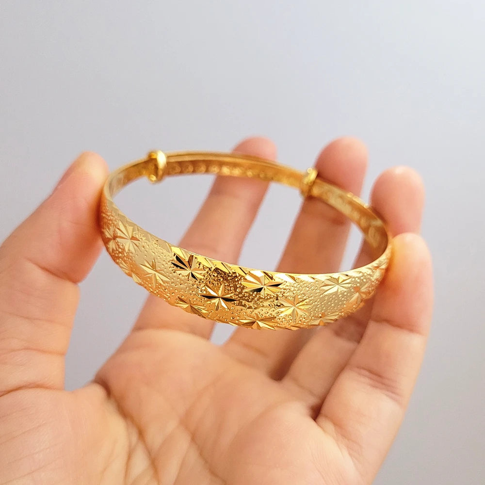 Women's Hand Bracelets Gold Color 10mm Star Wide Cuff Bangle Adjustable Pulsera Wedding Jewelry Accessories Party Gifts Bijoux