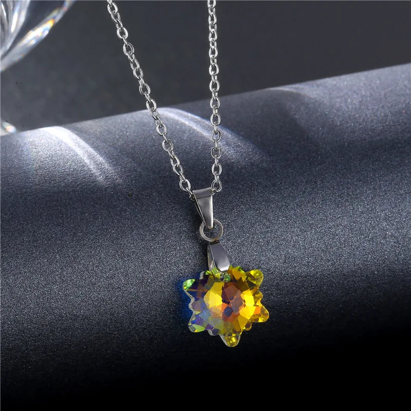 Korean The Snowflake Necklaces Female New Stainless Steel Necklace Simple Christmas Crystal Pendant Collarbone Chain Jewlery