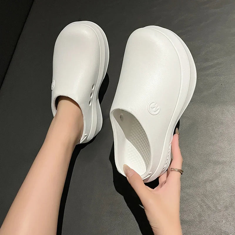 New Women's Hole Shoes Summer EVA Thick Sole Elevated Sandals Comfortable Anti Slip Baotou Beach Garden Shoes Indoor Slippers