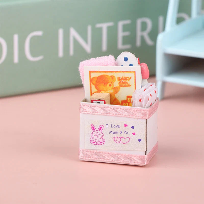 1:12 Dollhouse Miniature Toy Box Mini Cute Baby Toy Model Home Decor Living Scene Decor Toy Doll House Accessories