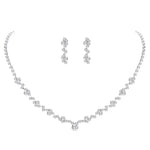 Load image into Gallery viewer, Simple Earrings and Necklace Set Double Heart-shaped Necklace Exquisite Crystal Zircon Pendant Chain Women's Wedding Jewelry

