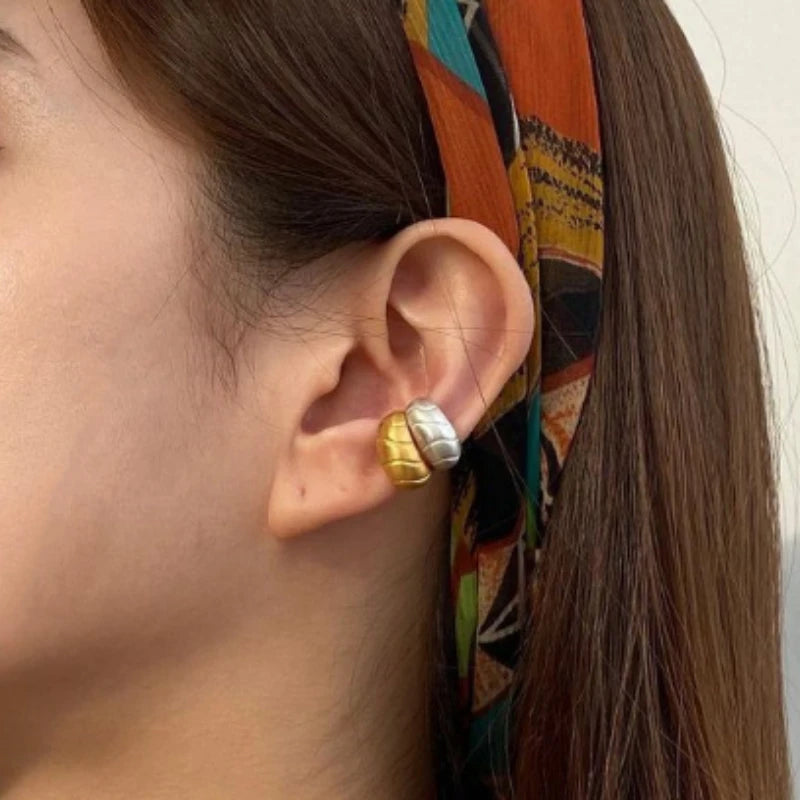 Bilandi Modern Jewelry Hip Hop Cool Style Metallic Gold Color Earcuff Clip Earrings For Women Girl Party Gift 2023 New Design