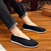 Old Beijing Cloth Shoes Men Soft Sole Chinese Embroidery Male Shoes Chinese Style Yellow Black Dragon Round Mouth Loafer Shoes