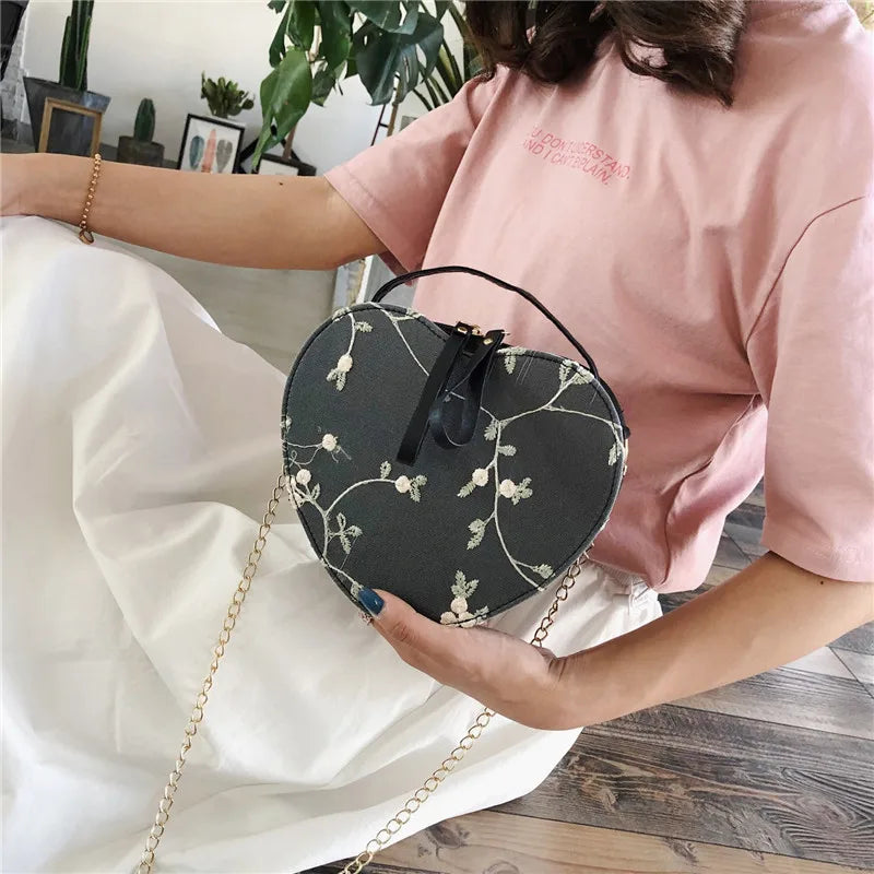 Female Sweet Lace Heart Round Handbags High Quality PU Leather Cross Body Bags for Women Small Fresh Flower Chain Shoulder Bags