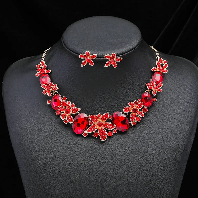 Rhinestone Necklace Jewelry Set More Exquisite Design Sense Banquet Dress Fashion Temperament Vintage