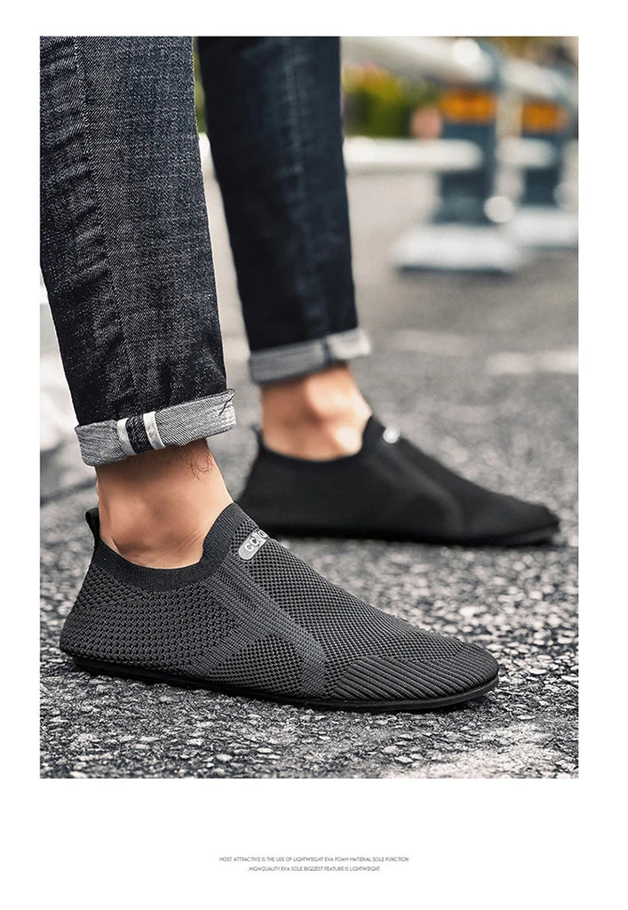 Breathable Men Casual Sneakers Slip-on Lightweight Male Walking Shoes Anti-slip Flexible Couple Loafers Summer Soft Footwear