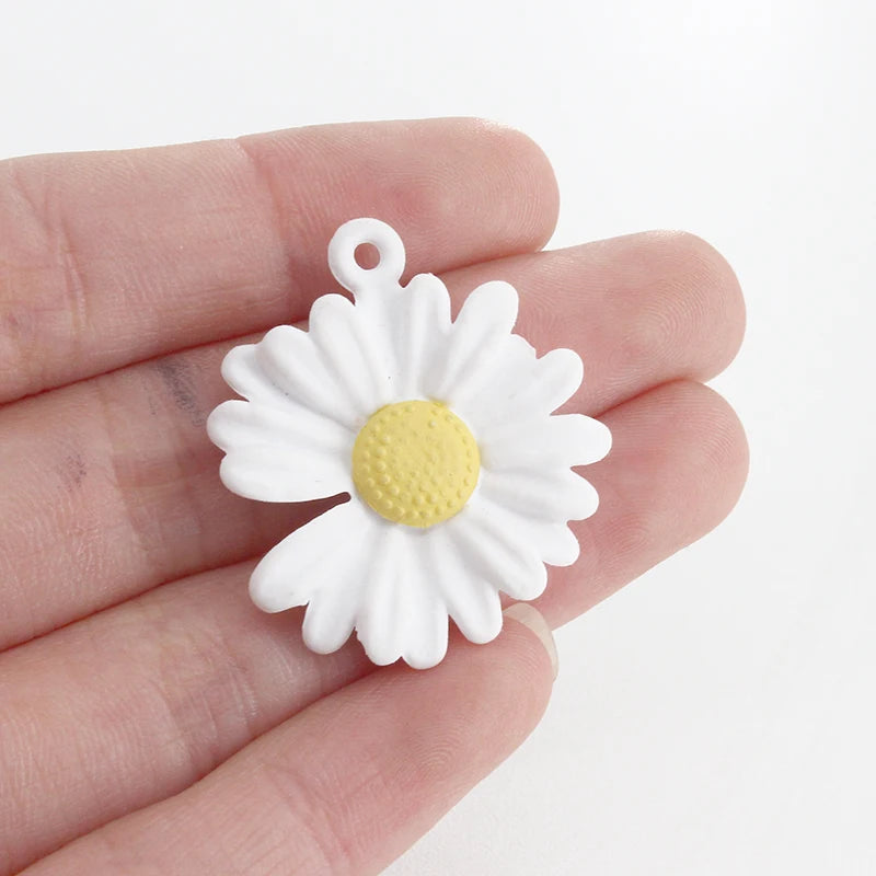 10pcs/pack Retro Acrylic Daisy Flower Charms Korean INS Fashion Earring Bracelet Keychain Flowers Pendant Jewlery Making DIY