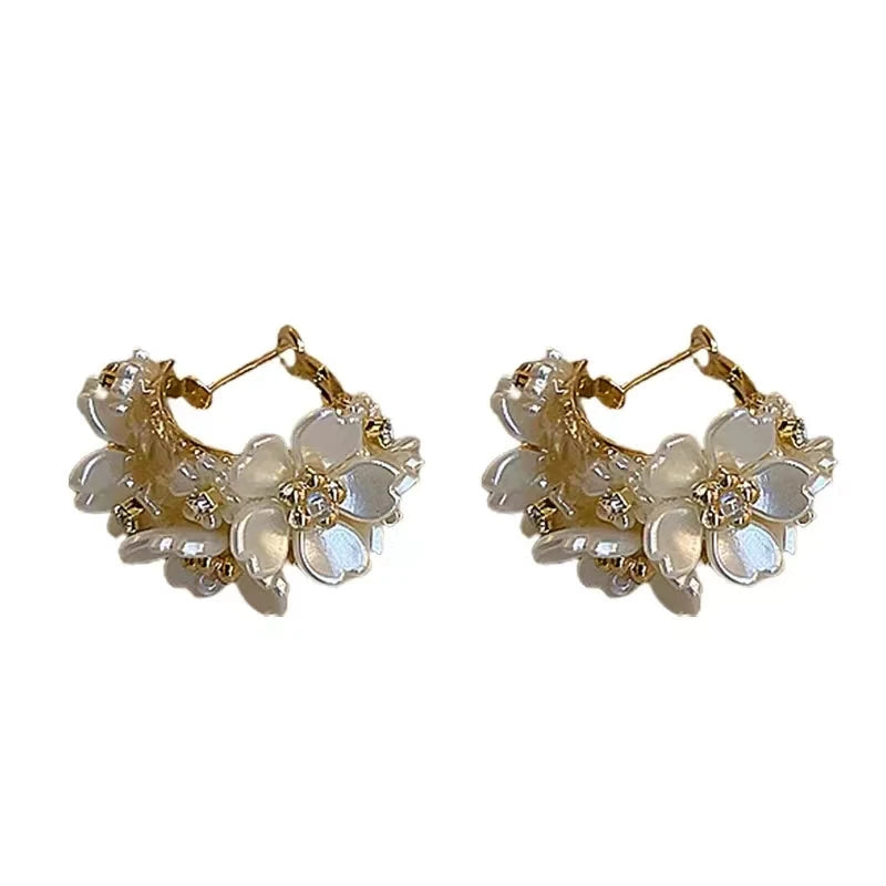 Crystal Flower Earrings Korea New Design Fashion Jewelry Earring Exquisite Elegant Women Wedding Party Accessories
