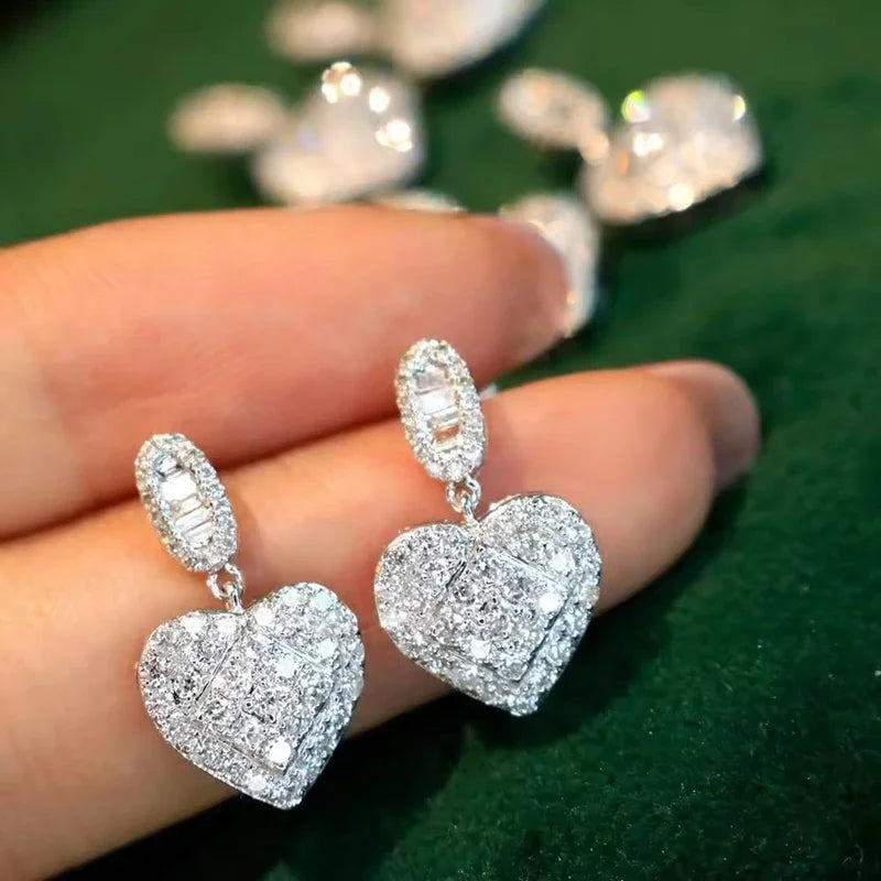 Huitan Sparkling Heart Drop Earrings for Women Luxury Noble Wedding Bridal Jewelry Brilliant Ear Accessories for Engagement Gift