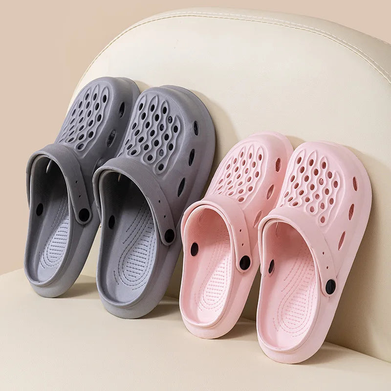 Men Beach Sandals Outdoor Clogs Comfortable Indoor Slippers Fashion Trend Men Casual Shoes Home Garden Shoes Mens Beach Sandals