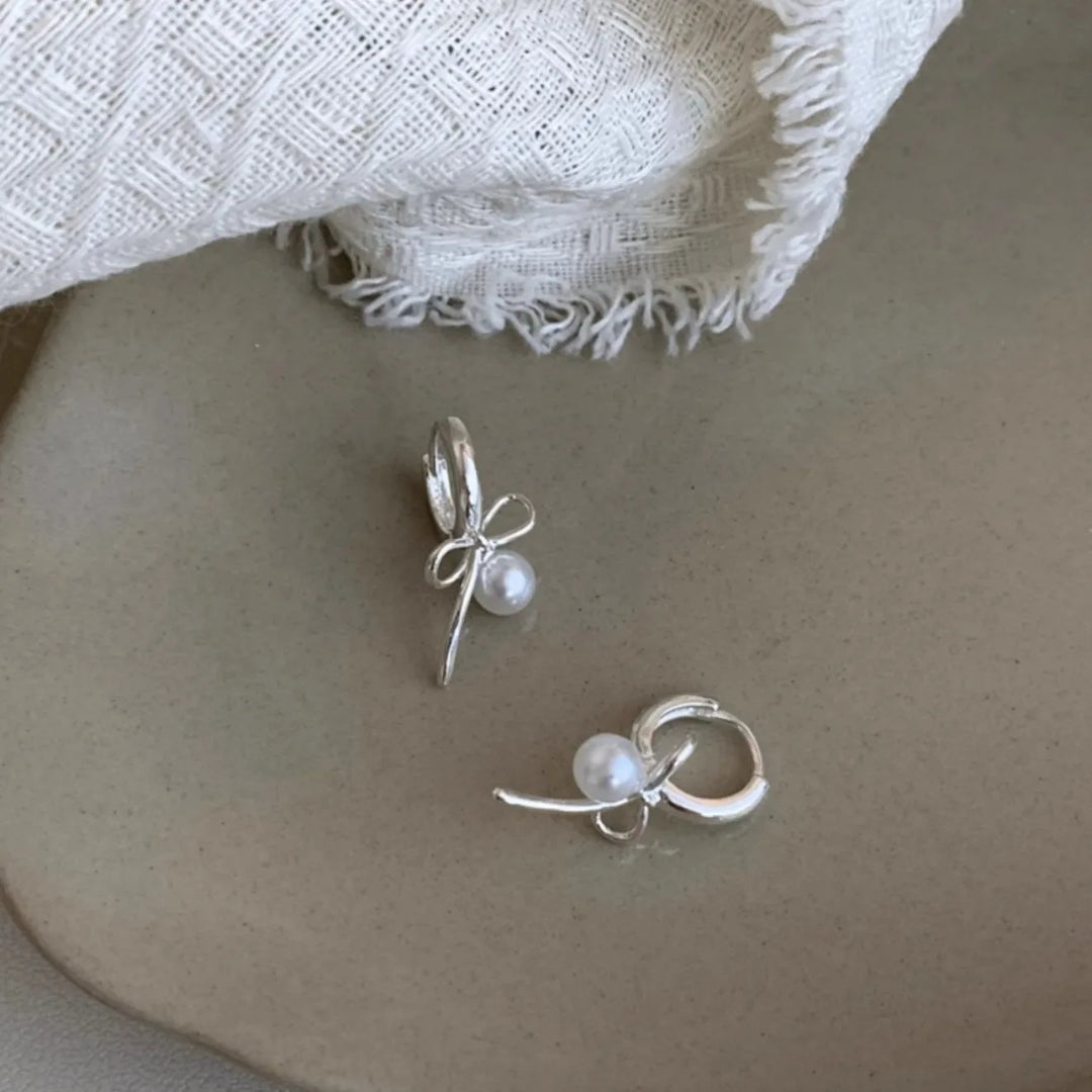 French Sweet Bowknot Pearl Pendant Hoop Earrings For Women Silver Color Elegant Ear Buckle Bithday Party Jewelry Accessories