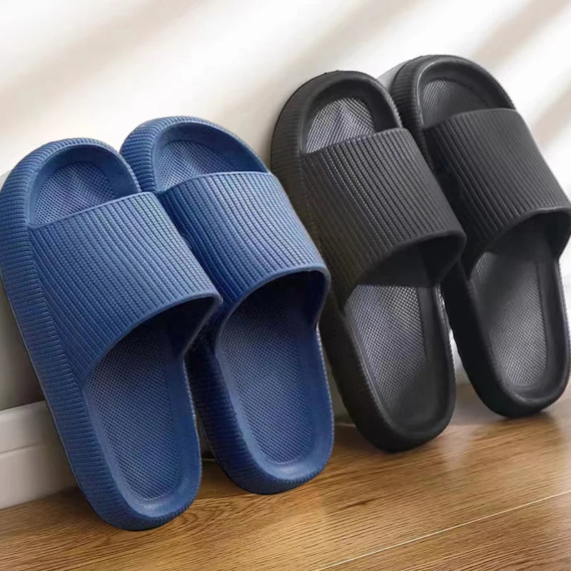 Summer Slippers Men Thick Sole Beach Slides Women Bathroom Anti-Slip Slipper Soft Sandals Fashion Flip-Flops Ultra-Light Shoes